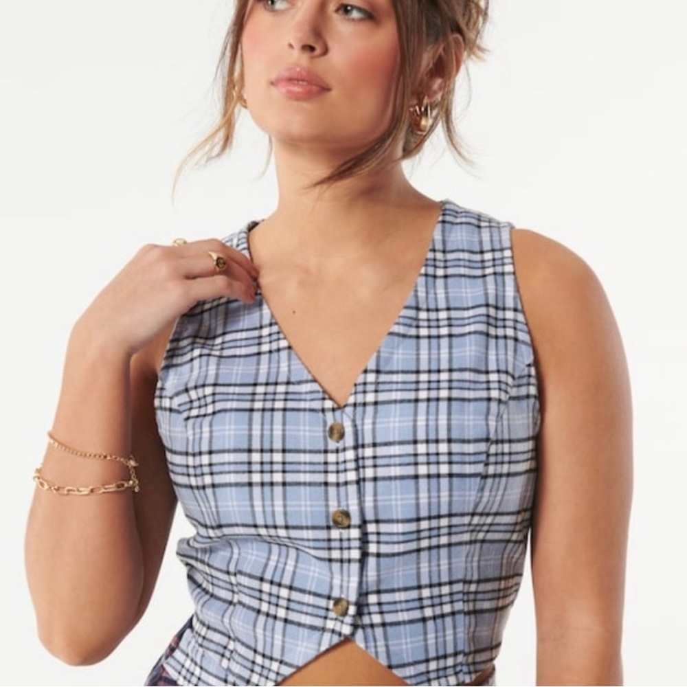 Hollister vest